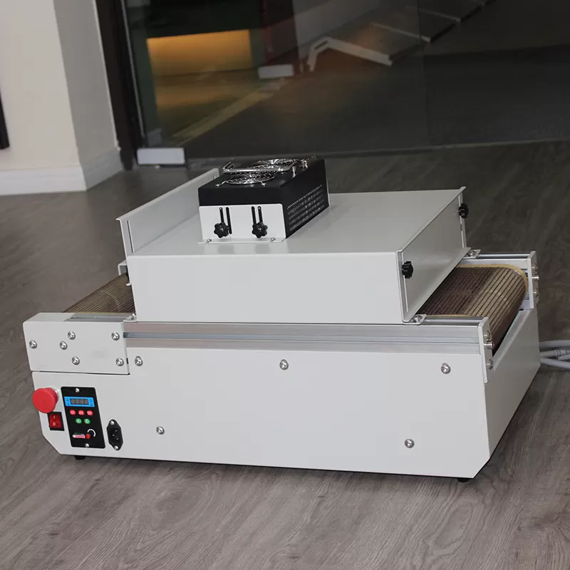 流水线UV固化机VS传统设备：为何智能控制成行业新趋势？(图1)