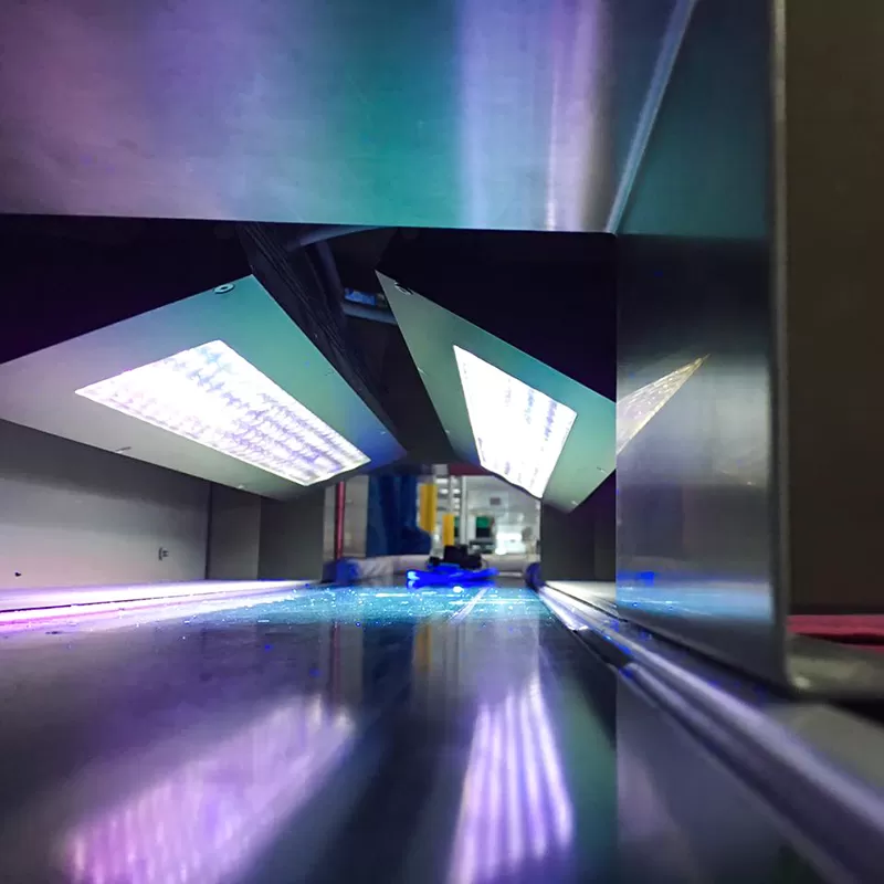 复坦希UVLED面光源：光学镜片制造的高效固化专家(图1)