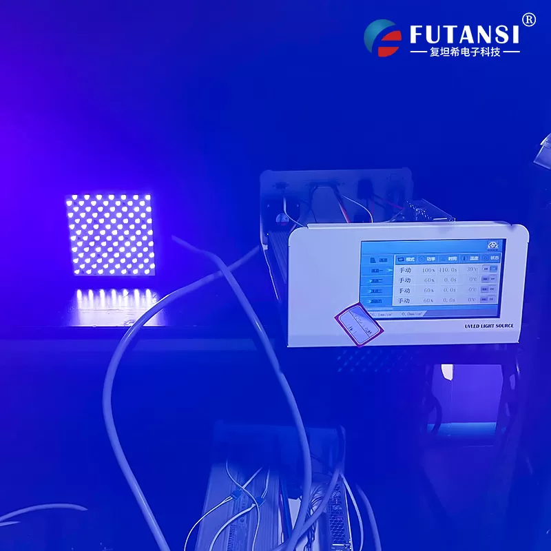 UVLED面光源光学器件固化应用（镜片粘接胶与结构胶均匀照射固化）